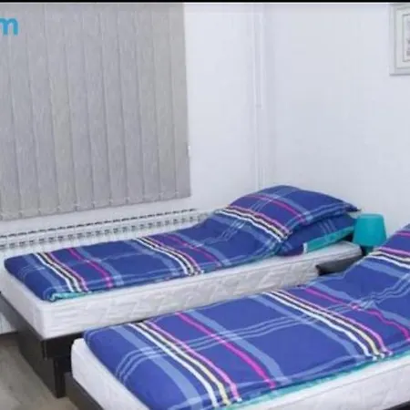 Dragulj بيت شباب سراييفو